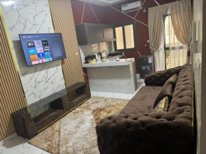 GuestCity Appartement meublé croisement Malicounda Route de Saly 10MN PLAGE